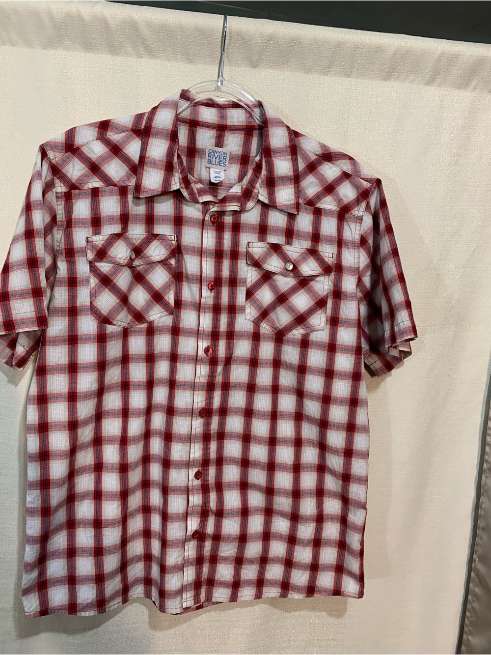 Canyon River Blues Red and White Plaid Short-Sleeve Button-Down a3/103